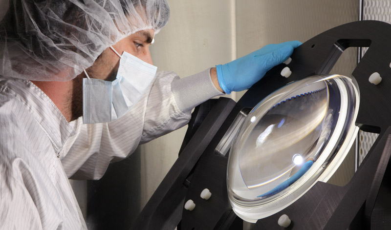 Large spherical optic tn